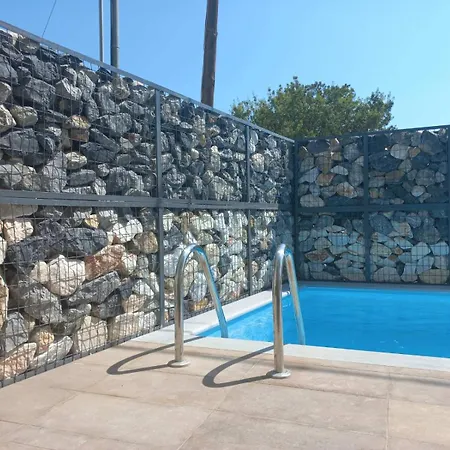 Magnolia With Pool Apartman *